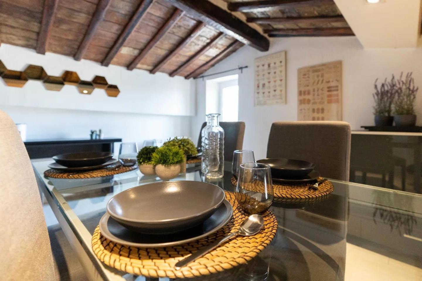 15 Min From Piazza Venezia Skyline Sanctuary In Trastevere Apartment Rom