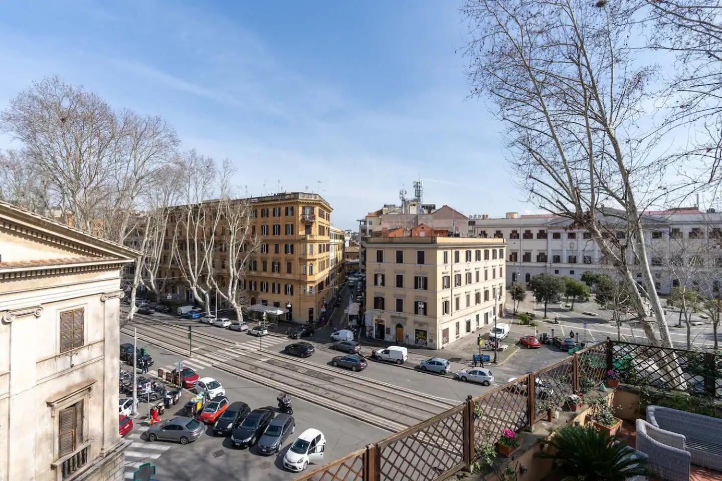 Apartment 15 Min From Piazza Venezia Skyline Sanctuary In Trastevere Rom