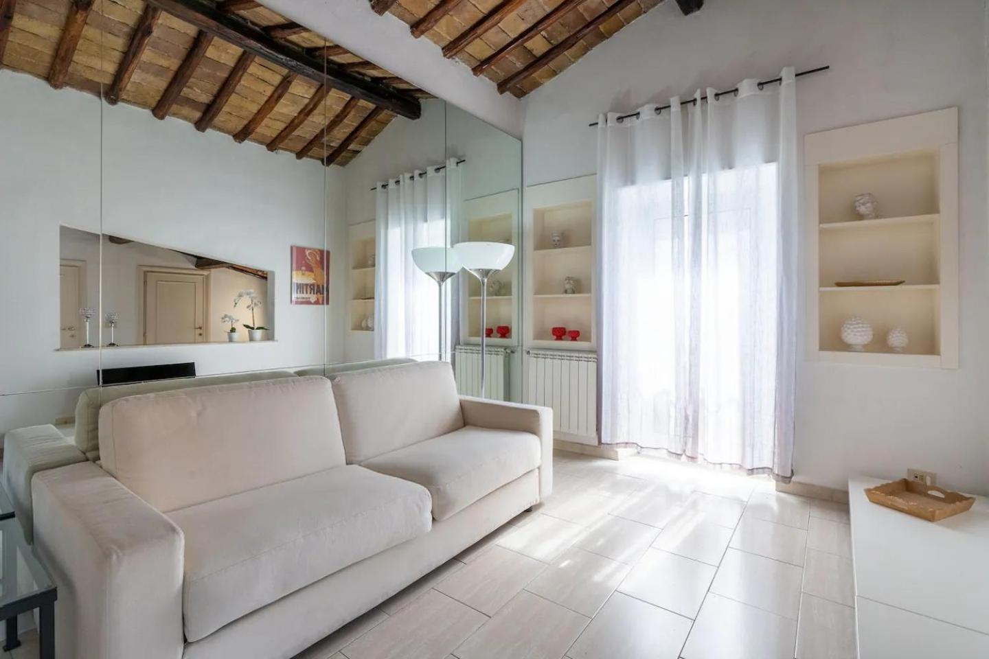 Apartment 15 Min From Piazza Venezia Skyline Sanctuary In Trastevere Rom
