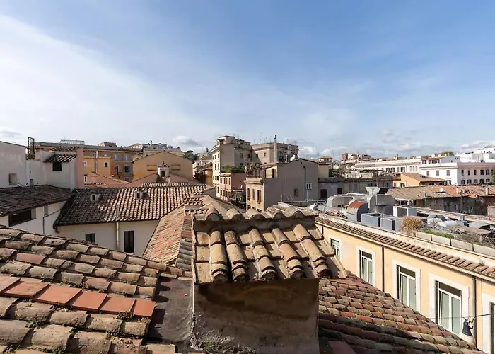 15 Min From Piazza Venezia Skyline Sanctuary In Trastevere